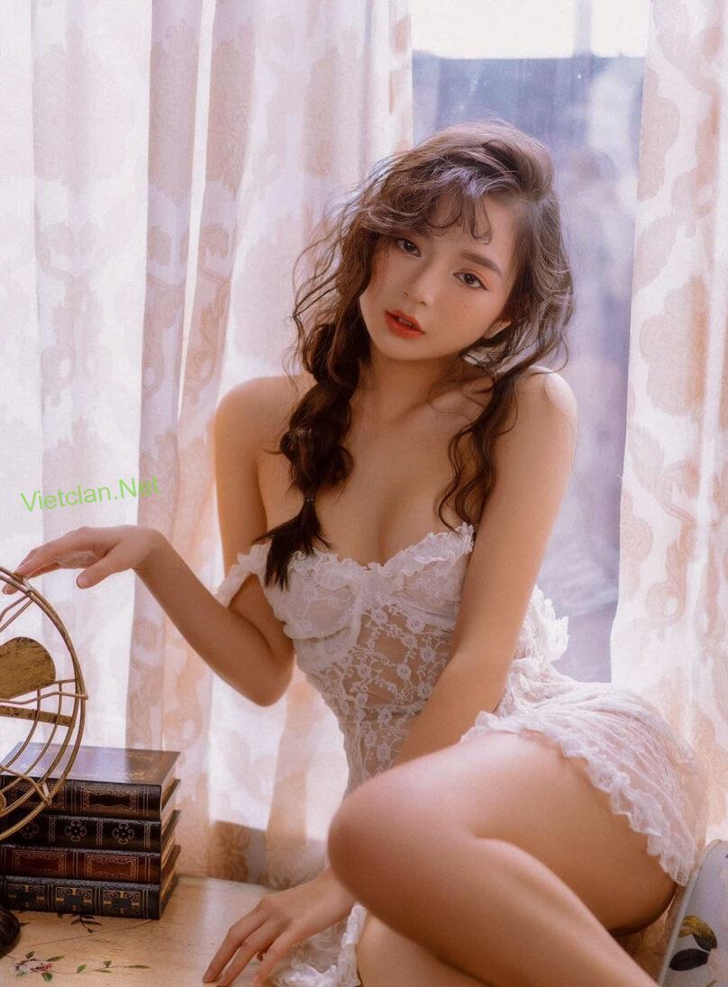 gái xinh Trang Anh sexy đẫy đà